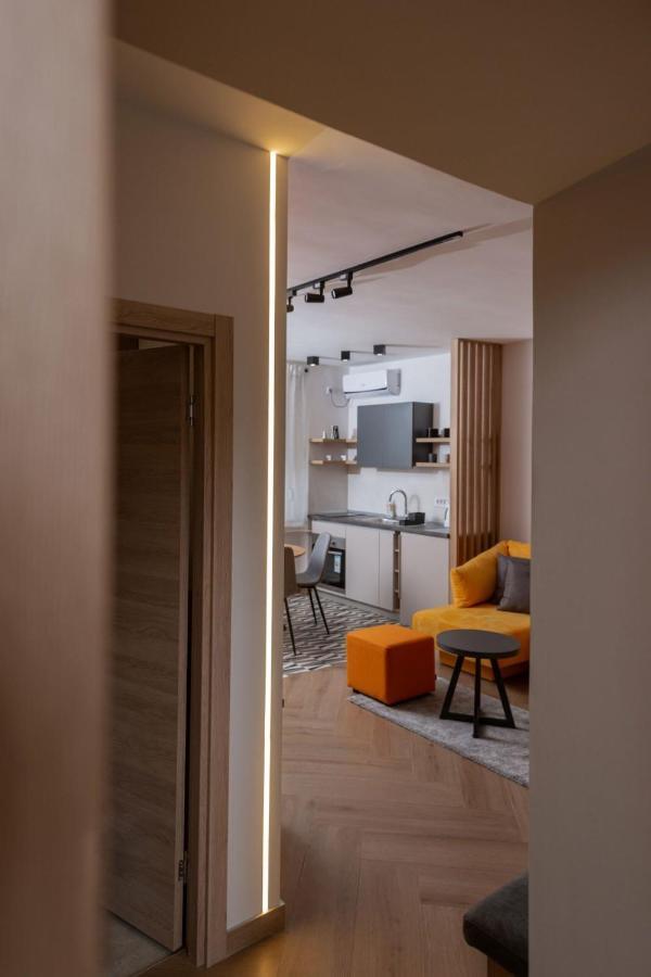 Republic Square Apartment - With Garage Nowy Sad Zewnętrze zdjęcie